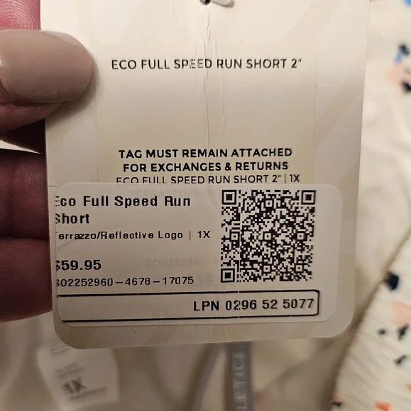 Fabletics shorts NWT - Picture 8 of 8